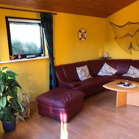 D4 Haus In Eckwarderhoerne Mit Terrasse Und Garten